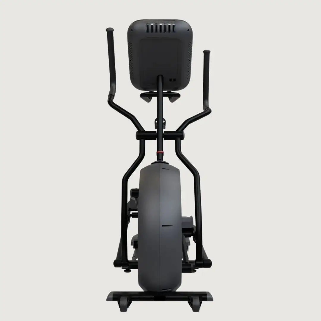 Star Trac 4 series Cross Trainer