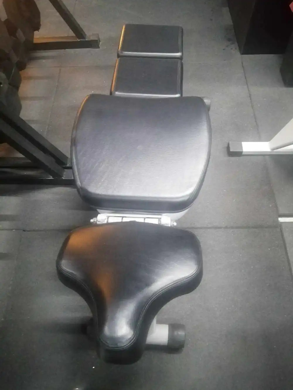 1441 Fitness Flat Incline Adjustable Bench - Pre-Owned