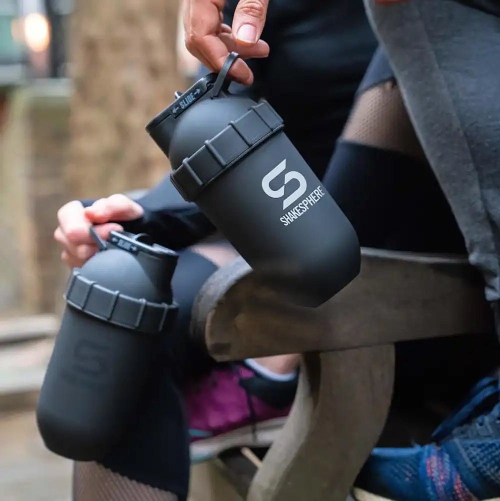 ShakeSphere Tumbler Original 700 ml - Matte Black / White Logo