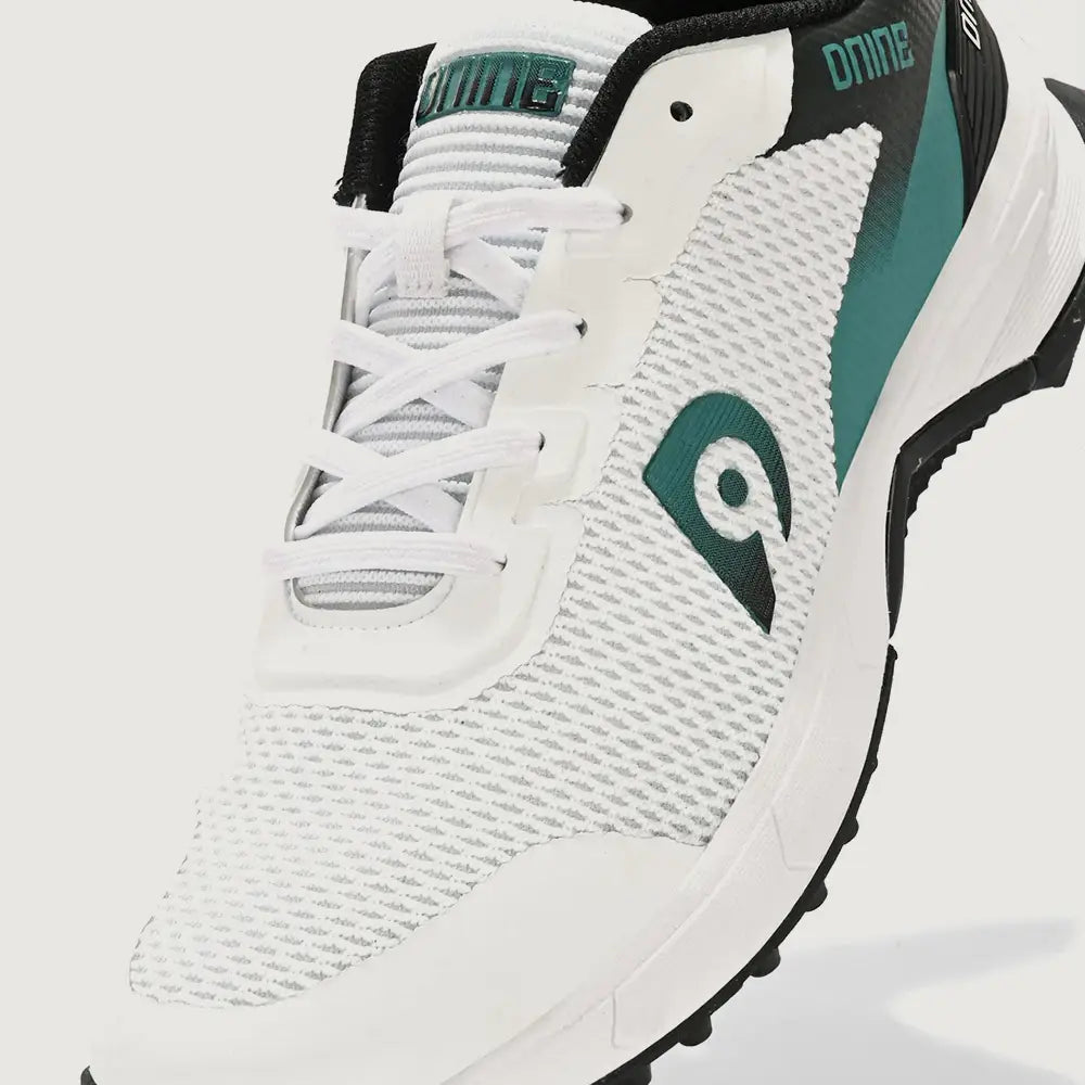 Dnine Commander 1 Rubber Studs Cricket Shoes