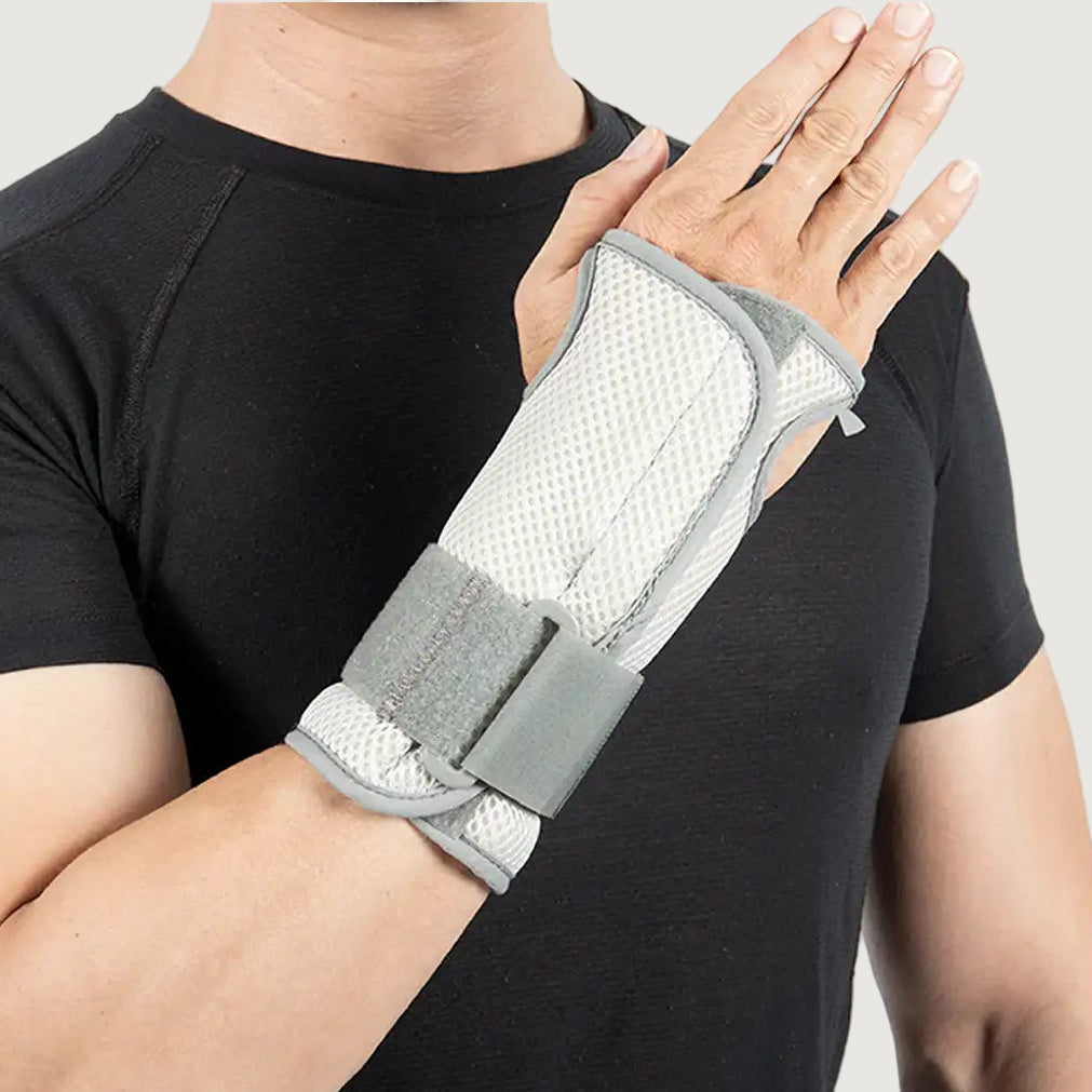E-Life Mesh Wrist Brace - Wrist Support - Pro Sports | Shop online in Kuwait