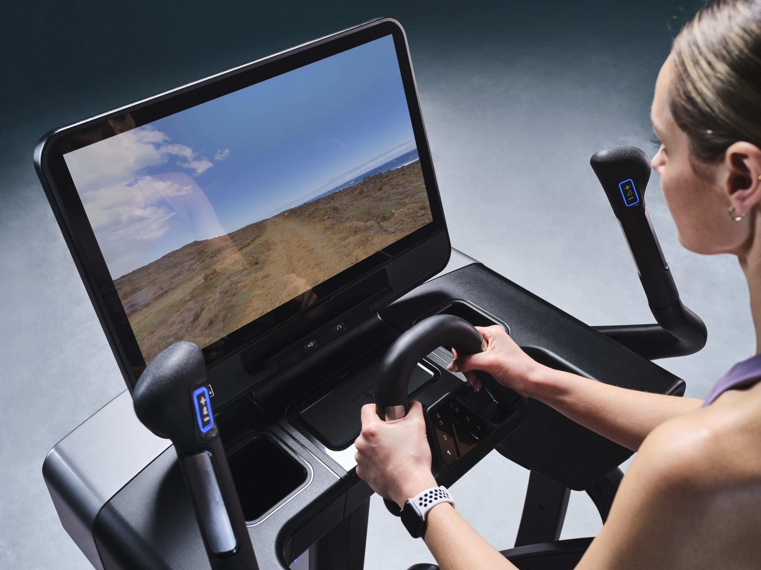 Symbio Incline Elliptical - Open Box
