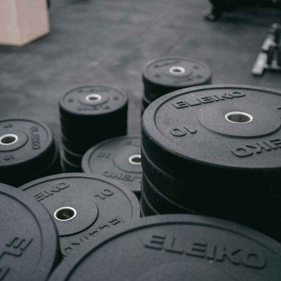 Eleiko XF Bumper Plates and 15 kg Bar Bundle